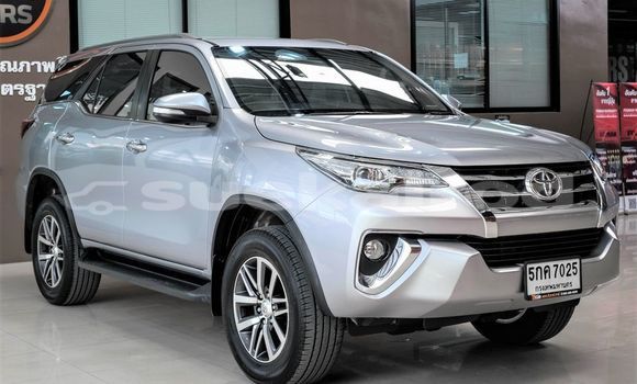 ซื้อ รถมือสอง Toyota Fortuner เงิน รถยนต์ ใน %{เมือง} ใน กรุงเทพมหานคร ซื้อ รถมือสอง Toyota Fortuner เงิน รถยนต์ ใน %{เมือง} ใน กรุงเทพมหานคร
