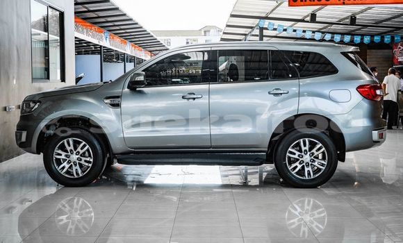 ซื้อ รถมือสอง Ford Everest เงิน รถยนต์ ใน %{เมือง} ใน กรุงเทพมหานคร ซื้อ รถมือสอง Ford Everest เงิน รถยนต์ ใน %{เมือง} ใน กรุงเทพมหานคร