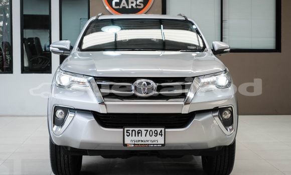 ซื้อ รถมือสอง Toyota Fortuner เงิน รถยนต์ ใน %{เมือง} ใน กรุงเทพมหานคร ซื้อ รถมือสอง Toyota Fortuner เงิน รถยนต์ ใน %{เมือง} ใน กรุงเทพมหานคร