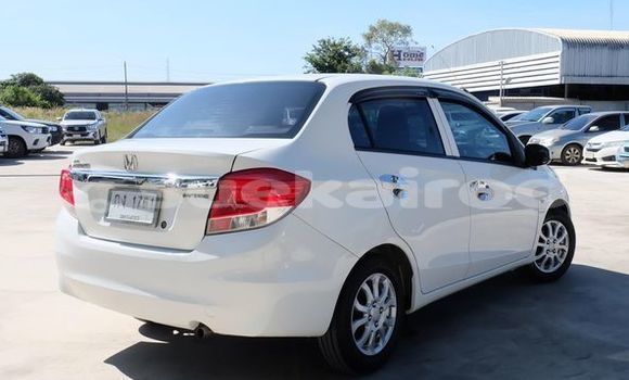 ซื้อ รถมือสอง Honda Brio ขาว รถยนต์ ใน %{เมือง} ใน กรุงเทพมหานคร ซื้อ รถมือสอง Honda Brio ขาว รถยนต์ ใน %{เมือง} ใน กรุงเทพมหานคร