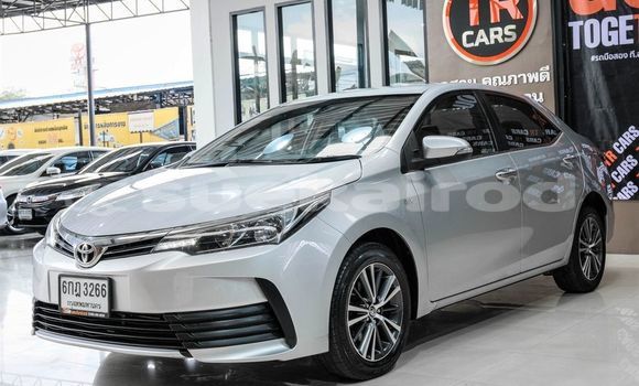 Buy Used Toyota Altis Silver Car in Bangkok in Bangkok