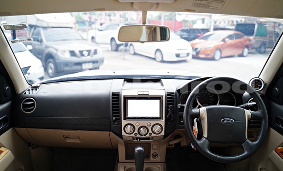 ซื้อ รถมือสอง Ford Everest เงิน รถยนต์ ใน %{เมือง} ใน กรุงเทพมหานคร ซื้อ รถมือสอง Ford Everest เงิน รถยนต์ ใน %{เมือง} ใน กรุงเทพมหานคร