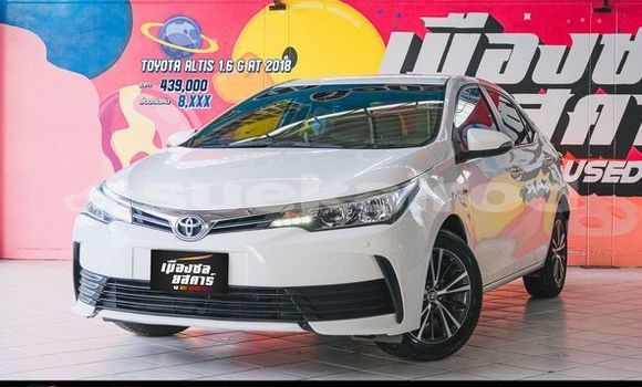 ซื้อ รถมือสอง Toyota Altis ขาว รถยนต์ ใน %{เมือง} ใน กรุงเทพมหานคร