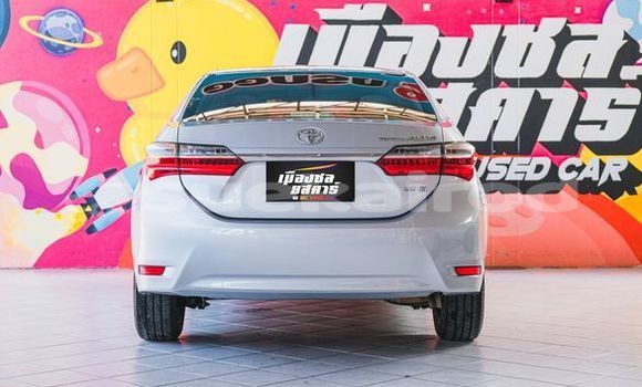 Buy Used Toyota Altis Silver Car in Bangkok in Bangkok Buy Used Toyota Altis Silver Car in Bangkok in Bangkok