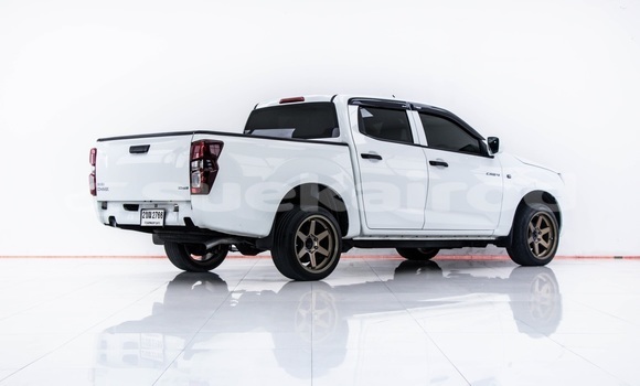 ซื้อ รถมือสอง Isuzu D-Max ขาว รถยนต์ ใน %{เมือง} ใน กรุงเทพมหานคร ซื้อ รถมือสอง Isuzu D-Max ขาว รถยนต์ ใน %{เมือง} ใน กรุงเทพมหานคร