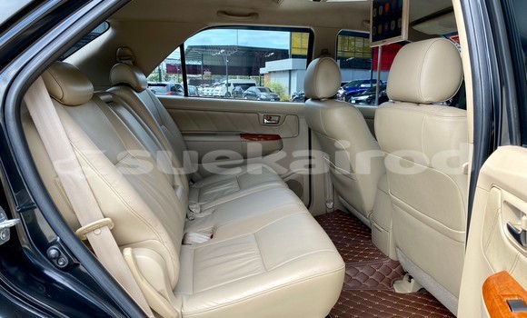 ซื้อ รถมือสอง Toyota Fortuner สีดำ รถยนต์ ใน %{เมือง} ใน กรุงเทพมหานคร ซื้อ รถมือสอง Toyota Fortuner สีดำ รถยนต์ ใน %{เมือง} ใน กรุงเทพมหานคร