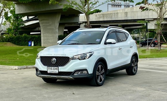 ซื้อ รถมือสอง MG ZS ขาว รถยนต์ ใน %{เมือง} ใน กรุงเทพมหานคร