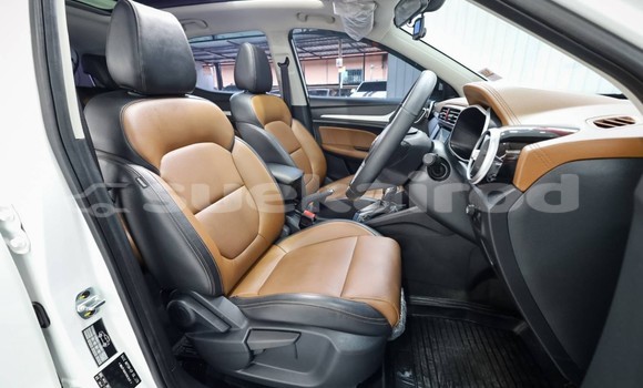 Buy Used MG ZS White Car in Bangkok in Bangkok Buy Used MG ZS White Car in Bangkok in Bangkok