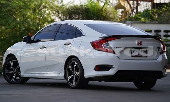 Buy Used Honda Civic White Car in Bangkok in Bangkok Buy Used Honda Civic White Car in Bangkok in Bangkok