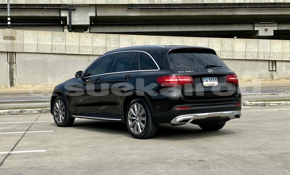 ซื้อ รถมือสอง Mercedes-Benz GLC 250D สีดำ รถยนต์ ใน %{เมือง} ใน กรุงเทพมหานคร ซื้อ รถมือสอง Mercedes-Benz GLC 250D สีดำ รถยนต์ ใน %{เมือง} ใน กรุงเทพมหานคร