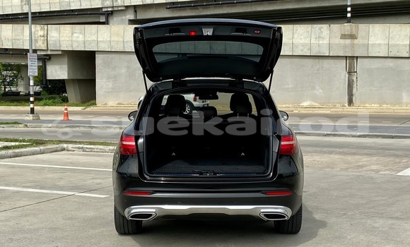 ซื้อ รถมือสอง Mercedes-Benz GLC 250D สีดำ รถยนต์ ใน %{เมือง} ใน กรุงเทพมหานคร ซื้อ รถมือสอง Mercedes-Benz GLC 250D สีดำ รถยนต์ ใน %{เมือง} ใน กรุงเทพมหานคร