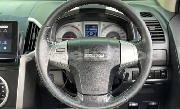 Buy Used Isuzu MU-X White Car in Bangkok in Bangkok Buy Used Isuzu MU-X White Car in Bangkok in Bangkok