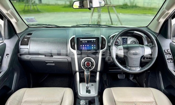 Buy Used Isuzu MU-X White Car in Bangkok in Bangkok Buy Used Isuzu MU-X White Car in Bangkok in Bangkok