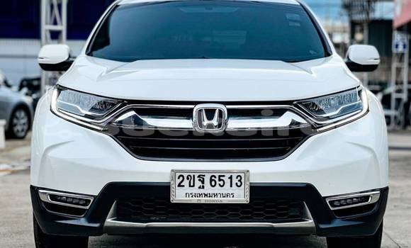 Buy Used Honda CR–V White Car in Bangkok in Bangkok Buy Used Honda CR–V White Car in Bangkok in Bangkok