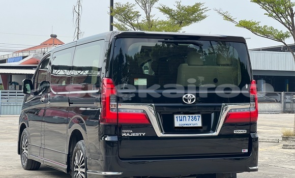 Buy Used Toyota Matrix Black Car in Bangkok in Bangkok Buy Used Toyota Matrix Black Car in Bangkok in Bangkok