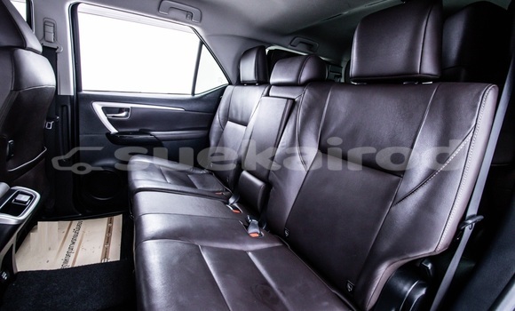 ซื้อ รถมือสอง Toyota Fortuner สีน้ำตาล รถยนต์ ใน %{เมือง} ใน กรุงเทพมหานคร ซื้อ รถมือสอง Toyota Fortuner สีน้ำตาล รถยนต์ ใน %{เมือง} ใน กรุงเทพมหานคร