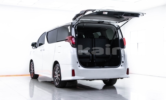ซื้อ รถมือสอง Toyota Alphard ขาว รถยนต์ ใน %{เมือง} ใน กรุงเทพมหานคร ซื้อ รถมือสอง Toyota Alphard ขาว รถยนต์ ใน %{เมือง} ใน กรุงเทพมหานคร