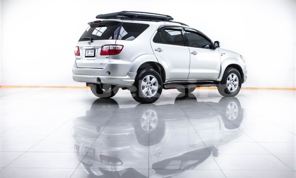 Buy Used Toyota Fortuner Silver Car in Bangkok in Bangkok Buy Used Toyota Fortuner Silver Car in Bangkok in Bangkok