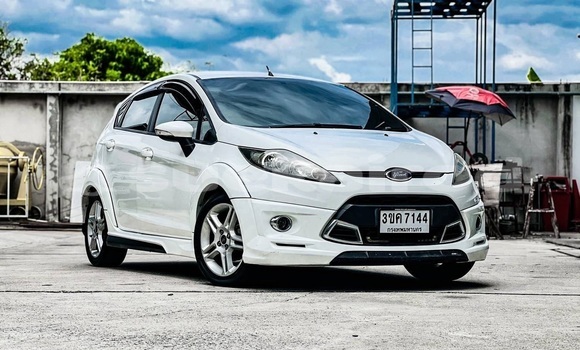 Buy Used Ford Fiesta White Car in Bangkok in Bangkok Buy Used Ford Fiesta White Car in Bangkok in Bangkok