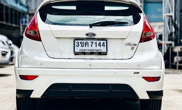 Buy Used Ford Fiesta White Car in Bangkok in Bangkok Buy Used Ford Fiesta White Car in Bangkok in Bangkok