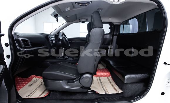 ซื้อ รถมือสอง Isuzu D-Max ขาว รถยนต์ ใน %{เมือง} ใน กรุงเทพมหานคร ซื้อ รถมือสอง Isuzu D-Max ขาว รถยนต์ ใน %{เมือง} ใน กรุงเทพมหานคร