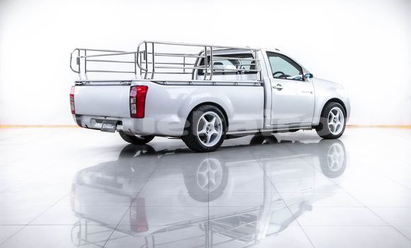 Buy Used Isuzu D-Max Silver Car in Bangkok in Bangkok Buy Used Isuzu D-Max Silver Car in Bangkok in Bangkok
