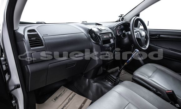 Buy Used Isuzu D-Max Silver Car in Bangkok in Bangkok Buy Used Isuzu D-Max Silver Car in Bangkok in Bangkok