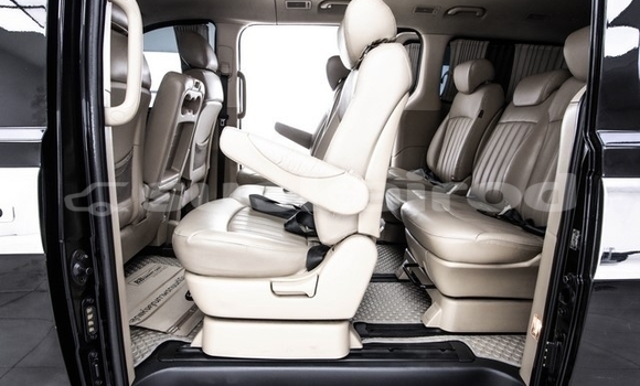 Buy Used Hyundai H1 Black Car in Bangkok in Bangkok Buy Used Hyundai H1 Black Car in Bangkok in Bangkok