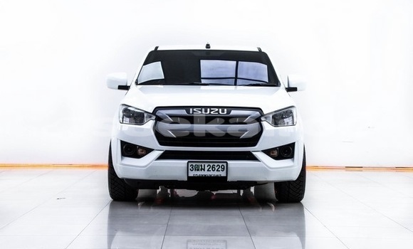 Buy Used Isuzu D–MAX White Car in Bangkok in Bangkok Buy Used Isuzu D–MAX White Car in Bangkok in Bangkok