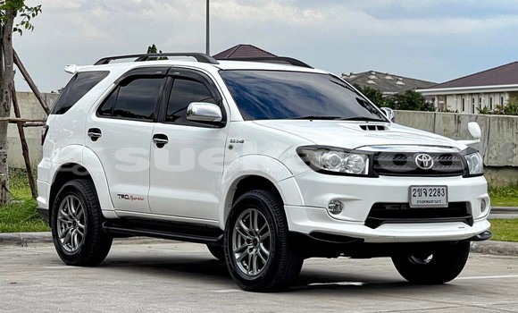 Buy Used Toyota Fortuner White Car in Bangkok in Bangkok Buy Used Toyota Fortuner White Car in Bangkok in Bangkok