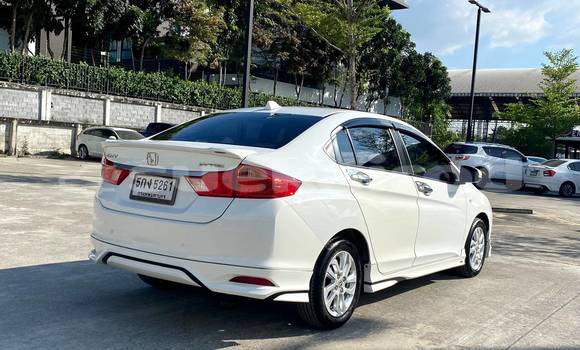 ซื้อ รถมือสอง Honda City ขาว รถยนต์ ใน %{เมือง} ใน กรุงเทพมหานคร ซื้อ รถมือสอง Honda City ขาว รถยนต์ ใน %{เมือง} ใน กรุงเทพมหานคร