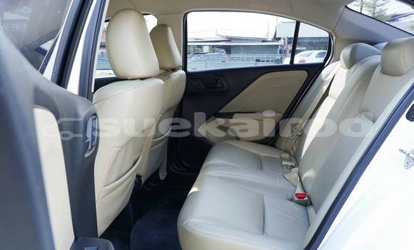 ซื้อ รถมือสอง Honda City ขาว รถยนต์ ใน %{เมือง} ใน กรุงเทพมหานคร ซื้อ รถมือสอง Honda City ขาว รถยนต์ ใน %{เมือง} ใน กรุงเทพมหานคร