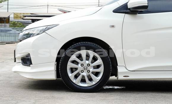 ซื้อ รถมือสอง Honda City ขาว รถยนต์ ใน %{เมือง} ใน กรุงเทพมหานคร ซื้อ รถมือสอง Honda City ขาว รถยนต์ ใน %{เมือง} ใน กรุงเทพมหานคร