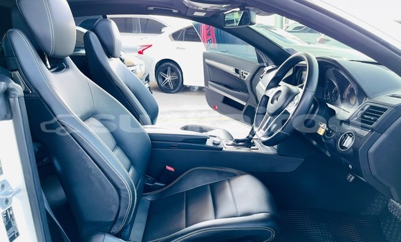 ซื้อ รถมือสอง Mercedes-Benz E-Classe ขาว รถยนต์ ใน %{เมือง} ใน กรุงเทพมหานคร ซื้อ รถมือสอง Mercedes-Benz E-Classe ขาว รถยนต์ ใน %{เมือง} ใน กรุงเทพมหานคร