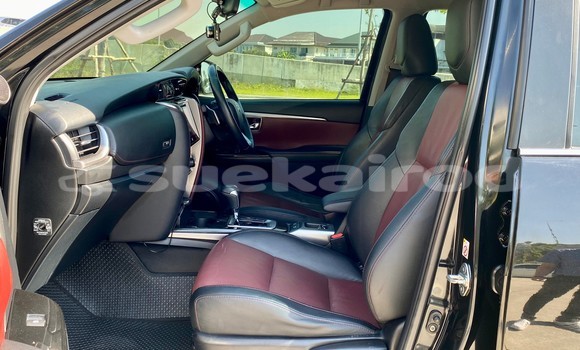 ซื้อ รถมือสอง Toyota Fortuner สีดำ รถยนต์ ใน %{เมือง} ใน กรุงเทพมหานคร ซื้อ รถมือสอง Toyota Fortuner สีดำ รถยนต์ ใน %{เมือง} ใน กรุงเทพมหานคร