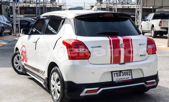 ซื้อ รถมือสอง Suzuki Swift ขาว รถยนต์ ใน %{เมือง} ใน กรุงเทพมหานคร ซื้อ รถมือสอง Suzuki Swift ขาว รถยนต์ ใน %{เมือง} ใน กรุงเทพมหานคร