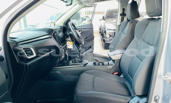 Buy Used Isuzu D-max Cab4 Silver Car in Bangkok in Bangkok Buy Used Isuzu D-max Cab4 Silver Car in Bangkok in Bangkok