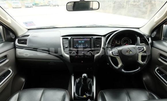 ซื้อ รถมือสอง Mitsubishi Triton สีดำ รถยนต์ ใน %{เมือง} ใน กรุงเทพมหานคร ซื้อ รถมือสอง Mitsubishi Triton สีดำ รถยนต์ ใน %{เมือง} ใน กรุงเทพมหานคร