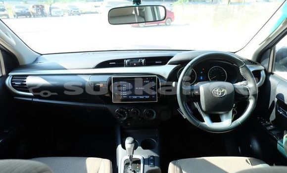 ซื้อ รถมือสอง Toyota Hiluxe Revo เงิน รถยนต์ ใน %{เมือง} ใน กรุงเทพมหานคร ซื้อ รถมือสอง Toyota Hiluxe Revo เงิน รถยนต์ ใน %{เมือง} ใน กรุงเทพมหานคร