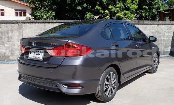 ซื้อ รถมือสอง Honda City เงิน รถยนต์ ใน %{เมือง} ใน กรุงเทพมหานคร ซื้อ รถมือสอง Honda City เงิน รถยนต์ ใน %{เมือง} ใน กรุงเทพมหานคร