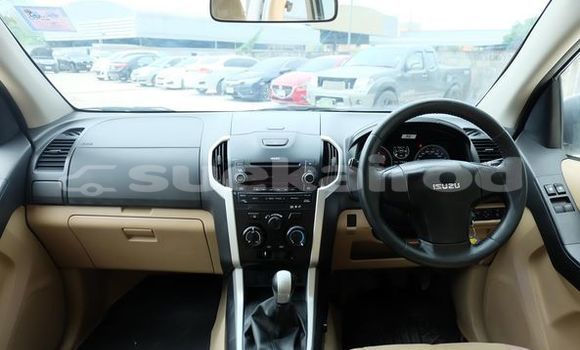 ซื้อ รถมือสอง Isuzu D-Max ขาว รถยนต์ ใน %{เมือง} ใน กรุงเทพมหานคร ซื้อ รถมือสอง Isuzu D-Max ขาว รถยนต์ ใน %{เมือง} ใน กรุงเทพมหานคร