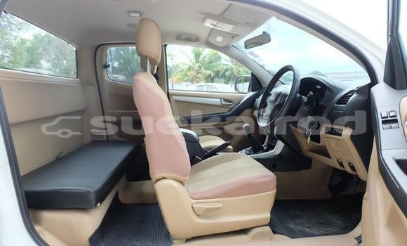 ซื้อ รถมือสอง Isuzu D-Max ขาว รถยนต์ ใน %{เมือง} ใน กรุงเทพมหานคร ซื้อ รถมือสอง Isuzu D-Max ขาว รถยนต์ ใน %{เมือง} ใน กรุงเทพมหานคร