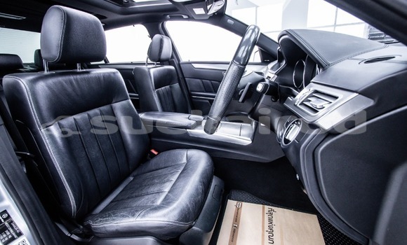 ซื้อ รถมือสอง Mercedes‒Benz E–Class เงิน รถยนต์ ใน %{เมือง} ใน กรุงเทพมหานคร ซื้อ รถมือสอง Mercedes‒Benz E–Class เงิน รถยนต์ ใน %{เมือง} ใน กรุงเทพมหานคร