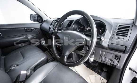 Buy Used Toyota Hiluxe VIGO White Car in Bangkok in Bangkok Buy Used Toyota Hiluxe VIGO White Car in Bangkok in Bangkok