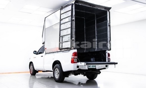 Buy Used Toyota Hiluxe VIGO White Car in Bangkok in Bangkok Buy Used Toyota Hiluxe VIGO White Car in Bangkok in Bangkok