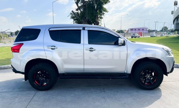 ซื้อ รถมือสอง Isuzu MU-X อื่น ๆ รถยนต์ ใน %{เมือง} ใน กรุงเทพมหานคร ซื้อ รถมือสอง Isuzu MU-X อื่น ๆ รถยนต์ ใน %{เมือง} ใน กรุงเทพมหานคร
