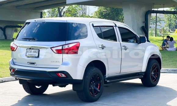ซื้อ รถมือสอง Isuzu MU-X อื่น ๆ รถยนต์ ใน %{เมือง} ใน กรุงเทพมหานคร ซื้อ รถมือสอง Isuzu MU-X อื่น ๆ รถยนต์ ใน %{เมือง} ใน กรุงเทพมหานคร
