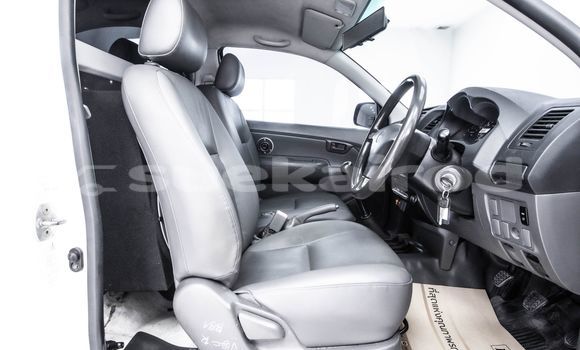 ซื้อ รถมือสอง Toyota Hiluxe VIGO ขาว รถยนต์ ใน %{เมือง} ใน กรุงเทพมหานคร ซื้อ รถมือสอง Toyota Hiluxe VIGO ขาว รถยนต์ ใน %{เมือง} ใน กรุงเทพมหานคร