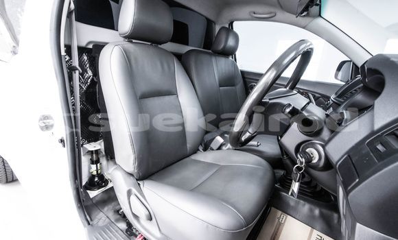 ซื้อ รถมือสอง Toyota Hiluxe VIGO ขาว รถยนต์ ใน %{เมือง} ใน กรุงเทพมหานคร ซื้อ รถมือสอง Toyota Hiluxe VIGO ขาว รถยนต์ ใน %{เมือง} ใน กรุงเทพมหานคร