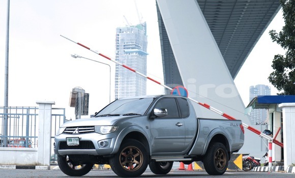ซื้อ รถมือสอง Mitsubishi Triton เงิน รถยนต์ ใน %{เมือง} ใน กรุงเทพมหานคร ซื้อ รถมือสอง Mitsubishi Triton เงิน รถยนต์ ใน %{เมือง} ใน กรุงเทพมหานคร